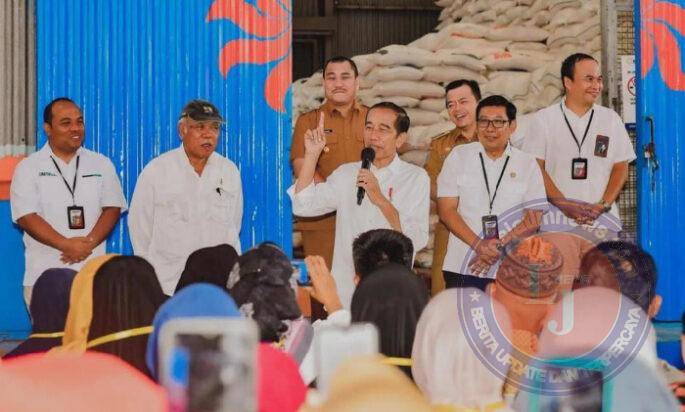 Komplek Pergudangan Bulog Manggis, Dikunjungi Presiden Jokowi