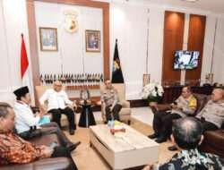 Kompolnas Lakukan Pemantauan Kesiapan Operasi Ketupat 2024 di Polda Jatim Bersama Kapolri dan Menteri Perhubungan