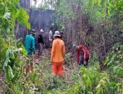 Ciptakan Lingkungan Bersih dan Sehat Babinsa Joyotakan Bersama Warga Laksanakan Kerja Bakti