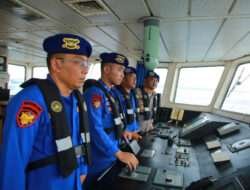 Optimalkan Patroli Perairan Ditpolairud Polda Jatim Dukung Kelancaran Arus Mudik Pada Ops Ketupat Semeru 2024