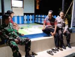 Pastikan Lingkungan Aman Selama Mudik Lebaran Babinsa Koramil 0801/01 Pacitan Intensifkan Siskamling