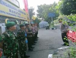 Berikan Kenyamanan Kepada Masyarakat, Babinsa Koramil 03/Serengan Amankan Arus Balik Lebaran 1445 H