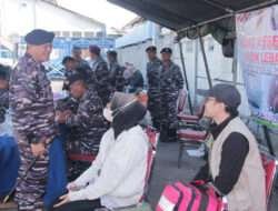 KRI Banda Aceh-593 Bawa Pemudik Kembali Ke Jakarta