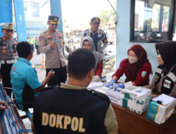 Operasi Ketupat Semeru 2024 Polres Situbondo Gelar Tes Urine Sopir Angkutan Umum Secara Berkala