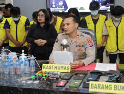 Polrestabes Surabaya Amankan 11 Orang di Jalan Kunti Diduga Pemain Narkoba