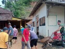 Babinsa dan Bhabinkamtibmas Dompyong: Pilar Kekuatan Gotong Royong di Tengah Bencana Alam