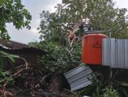 Ringan Tangan Babinsa Tegalharjo Dalam Membantu Warganya Yang Tertimpa Musibah