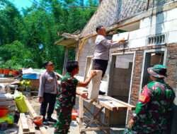 Sinergitas Polres Malang Bersama TNI dan Pemkab Bedah Rumah Warga Tak Layak Huni