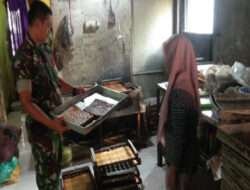 Peran Aktif Babinsa Dalam Usaha UMKM Pembuatan Roti di Wilayah Binaan
