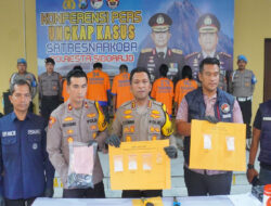 Polresta Sidoarjo Amankan Pasutri Diduga Pengedar Narkoba, Bukti Sabu 137,57 gram Disita