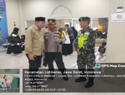 Kedatangan Calon Jamaah Haji Kloter 02 Asal Kota Bandung di Embarkasi Haji KJT Indramayu