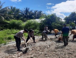 Kolaborasi dan Sinergitas Satgas TMMD Kodim 1307/Poso dan Polri, Tingkatkan Kekuatan dalam Pengerjaan Rabat Beton