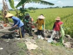 Cegah Longsor, Babinsa Bangun Talud