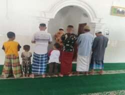 Satgas TMMD Reguler ke 120 Kodim 0726/Sukoharjo, Sholat Subuh Berjamaah Bersama Warga