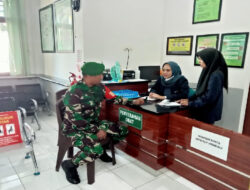 Tingkatkan Kwalitas Pelayanan Kesehatan, Babinsa Purwodiningratan Sambangi Pegawai Puskesmas