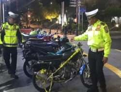 Polisi Amankan Belasan Remaja dan 13 Motor Tidak Sesuai Spektek di Ngawi