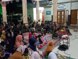 Satgas TMMD Trenggalek Bangkitkan Nasionalisme dengan Nonton Bareng Film Perjuangan