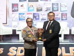 Irjen Dedi Raih Rekor MURI Perwira Tinggi Polri Penulis Buku Terbanyak