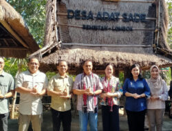 Kunjungi Rumah Adat Sasak Sade, Dandim Loteng: Kasdam IX/Udayana Kagum Presean Sasak Pacu Adrenalin