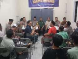 Jaring Aspirasi Warga Polres Pelabuhan Tanjung Perak Gelar Cangkrukan Kamtibmas