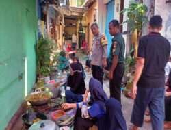 Ada Maksud Apa Babinsa Jagalan Sambangi Dapur Warga..?? Ternyata Ini Jawabannya