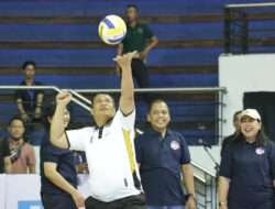 Ketua PBVSI Jatim Apresiasi Turnamen Voli Tingkat Pelajar SMA/SMK se-Jatim di DBL Arena