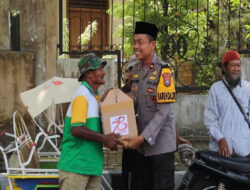 Peduli Sesama, Polres Lumajang Salurkan Bantuan Sosial Untuk Jukir dan Abang Becak