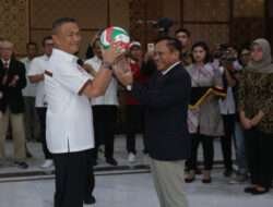 Kapolda Jatim Resmi Dilantik Segai Pengprov PBVSI Masa Bakti 2024-2028