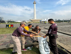 Polri Lakukan Bersih-bersih Usai Pesta Rakyat di Monas