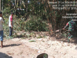 Jaga Lingkungan Tetap Bersih, Babinsa Kodim 0802/Ponorogo Kerja Bakti Bersama Warga