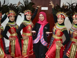 Tari Wonderland Persembahan IPEMI PD Surabaya