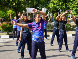 Jalin Kebersamaan Antap dan Siswa, Pusdiktek Kodiklatal Gelar Olah Raga Bersama