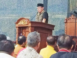 Wakil Ketua PDM Lamongan Berangkatkan Peserta Rihlah Workshop dan Raker Majelis Dikdasmen