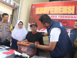 Wujud Empati, Polisi Beri Santunan dan Bantuan Kakek Korban Curas di Trenggalek