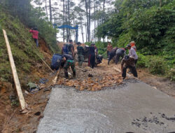 Warga Puji Kinerja Satgas TMMD ke 121 Desa Selur, Pekerjaan Apapun Dilakoni