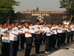 Jaga Kebugaran, Dankodiklatal Olah Raga Rutin Bersama Personel