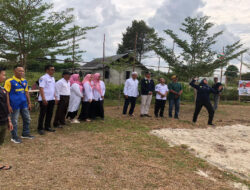 Ketua PKK Kecamatan Singkep Selatan Buka Turnamen Voli Pantai