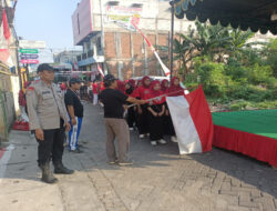 Jalan Sehat SMK Unggulan Terpadu Surabaya dalam Kawalan Bhabinkamtibmas Sambikerep Polsek Lakarsantri