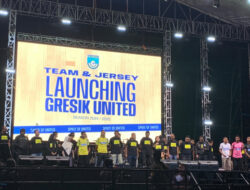 Padi Reborn Meriahkan Launching Tim Gresik United