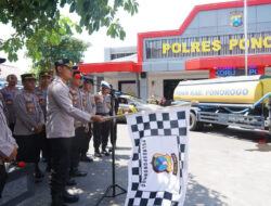 Polisi Beri Bantuan Air Bersih Untuk Ratusan Warga di 4 Desa Wilayah Ponorogo