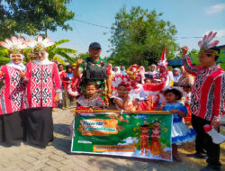 Babinsa Sembung Dampingi dan Pengamanan Kegiatan Karnaval di Wilayah