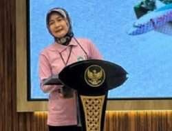 Dinas Koperasi dan Usaha Mikro Lamongan Serahkan Sertifikat Halal Pelaku UMKM