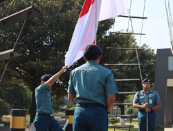 Jelang Sertijab Aspers Danlantamal V Berpamitan dan Pimpin Upacara Bendera 17an