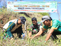 Kodim 0806/Trenggalek Tanam Bambu, Selamatkan Air untuk Generasi Mendatang