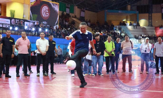 Kapolda Jatim Resmi Buka Garuda Futsal League Bersama Kadindik