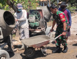 Babinsa Berperan Aktif dalam Perbaikan Talud Jalan Desa, Wujud Sinergitas TNI dan Masyarakat