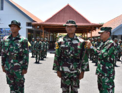 Siswa Diktukpa 54 Bersama Dikmaba 44/1 Laksanakan Upacara Penerimaan dan Orientasi di Pusdikbanmin Kodiklatal