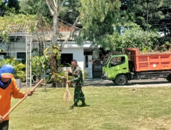 Gandeng DLH Kota Surakarta, Babinsa Sumber Kerja Bakti Bersihkan Lingkungan