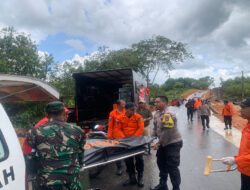 Mayat Laki-Laki Ditemukan di Semak-semak Kampung Sinjang Desa Toapaya Bintan