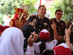 Polres Batu dan Forkopimda Gelar Program “KWB Bergizi” Dukung Program Pemerintah Tingkatan Gizi Anak Sekolah